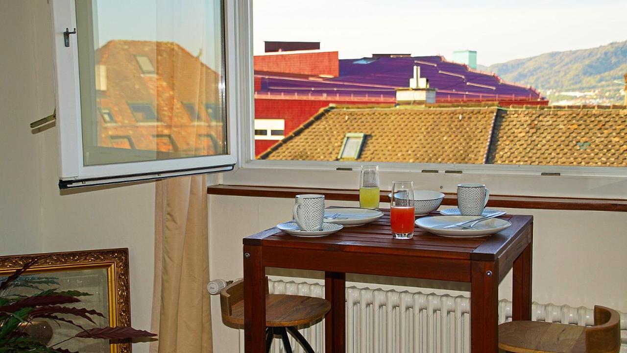Helvetia 2 Zimmer Apartment Mit Parkplatz Цюрих Екстериор снимка