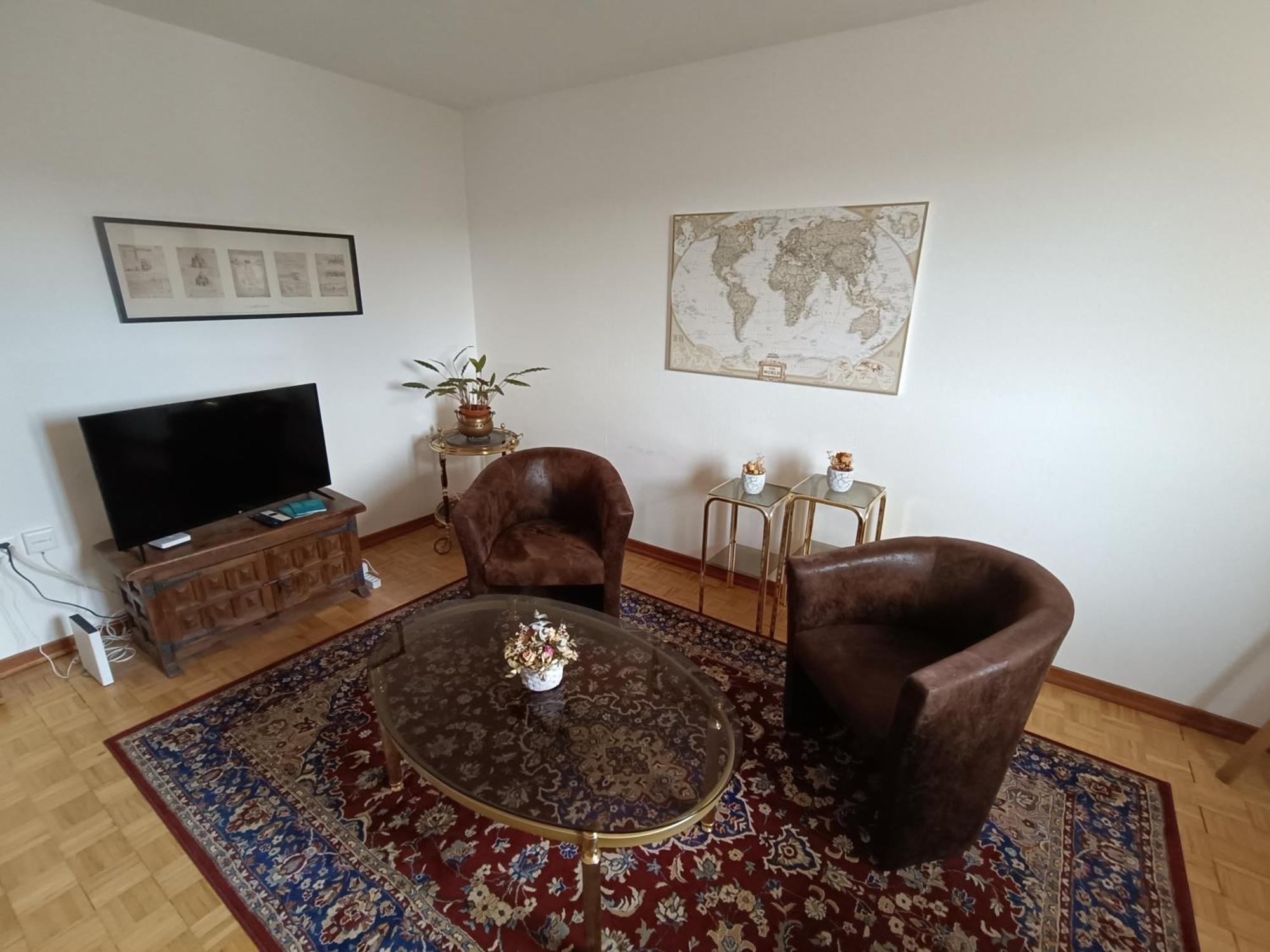 Helvetia 2 Zimmer Apartment Mit Parkplatz Цюрих Екстериор снимка